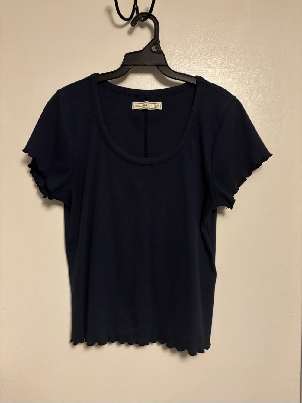 Abercrombie & Fitch Navy Scoop Neck Short Sleeve Tee